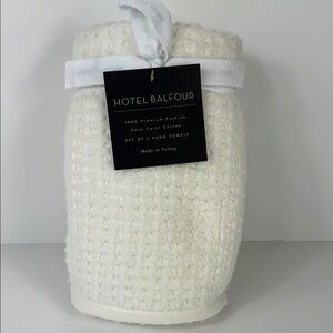 Hotel Balfour 2pc Hand Towels Off White Cream 100% Turkish Cotton Zero Twist NEW